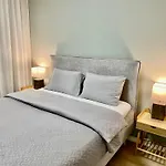 Roosikrantsi Elegant Retreat Near Old Town - City Heart