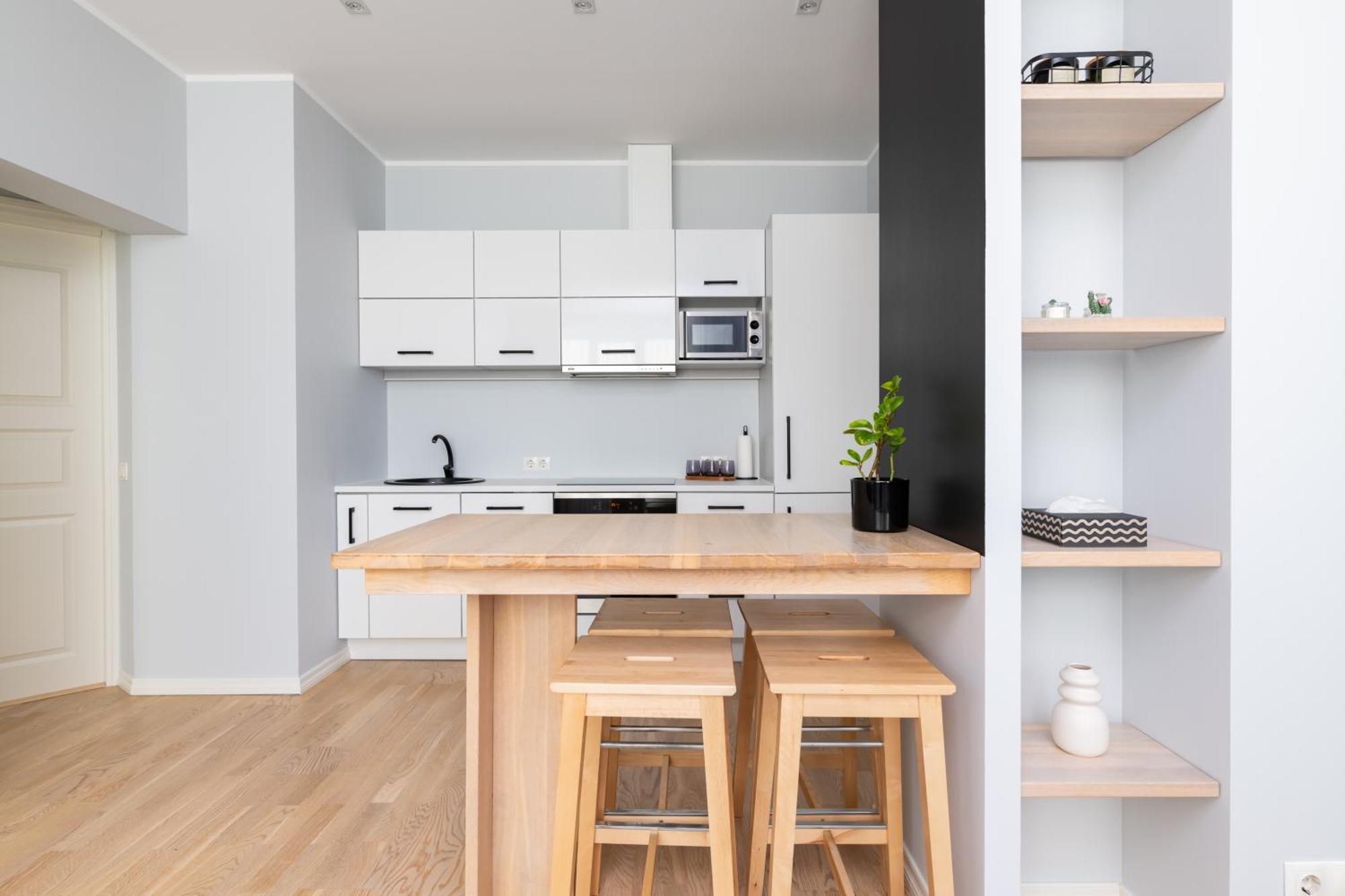 Apartment Roosikrantsi Elegant Retreat Near Old Town - Heart